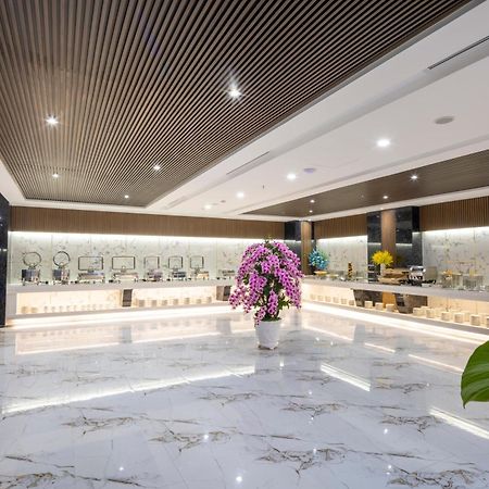 Miracle Luxury Nha Trang Hotel ภายนอก รูปภาพ