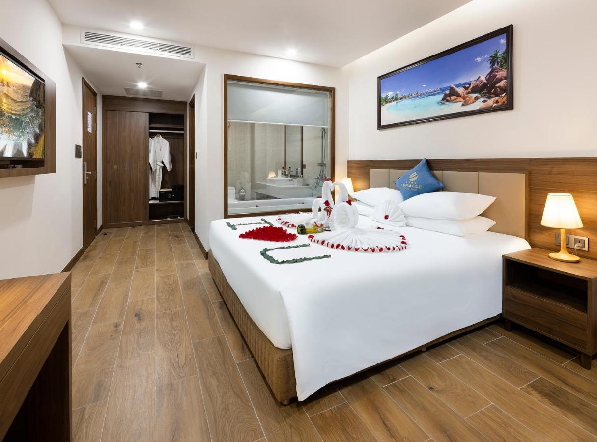 Miracle Luxury Nha Trang Hotel ภายนอก รูปภาพ