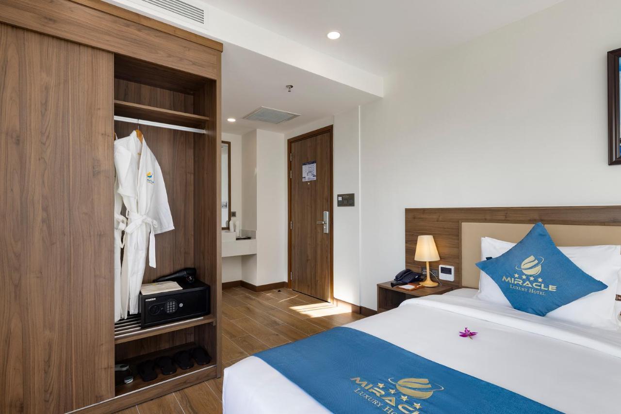 Miracle Luxury Nha Trang Hotel ภายนอก รูปภาพ
