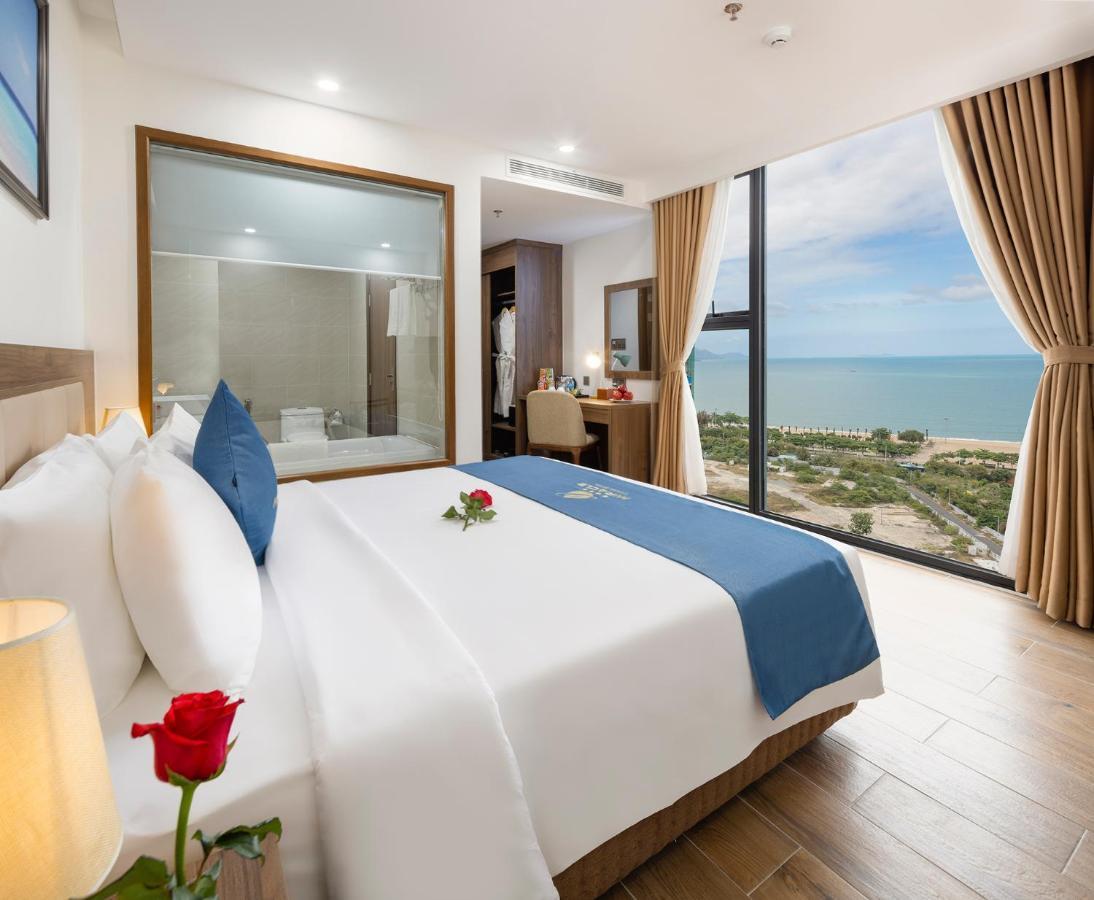 Miracle Luxury Nha Trang Hotel ภายนอก รูปภาพ