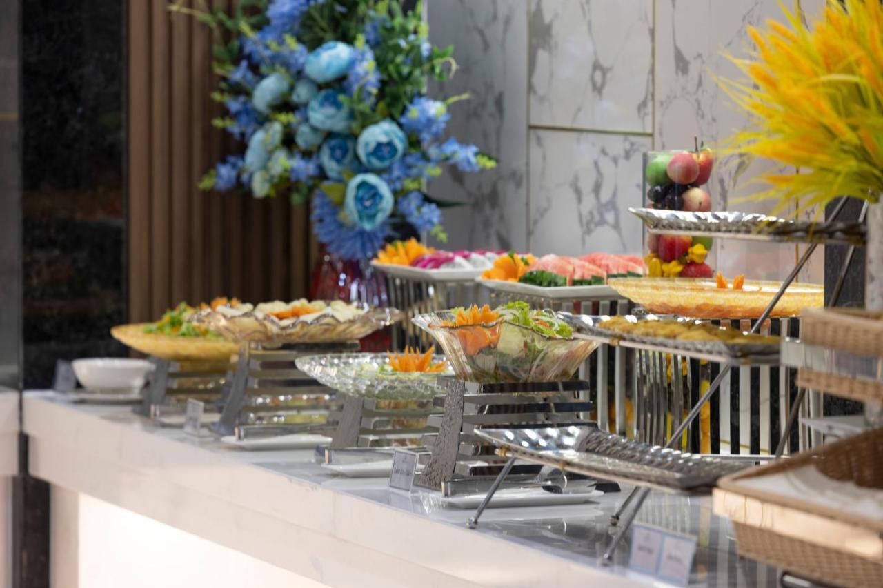 Miracle Luxury Nha Trang Hotel ภายนอก รูปภาพ