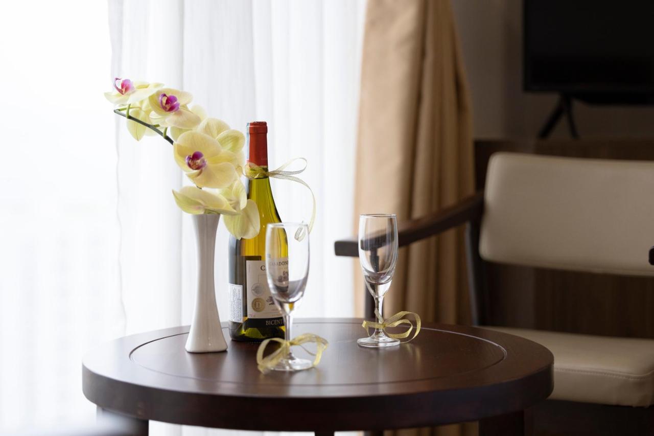 Miracle Luxury Nha Trang Hotel ภายนอก รูปภาพ
