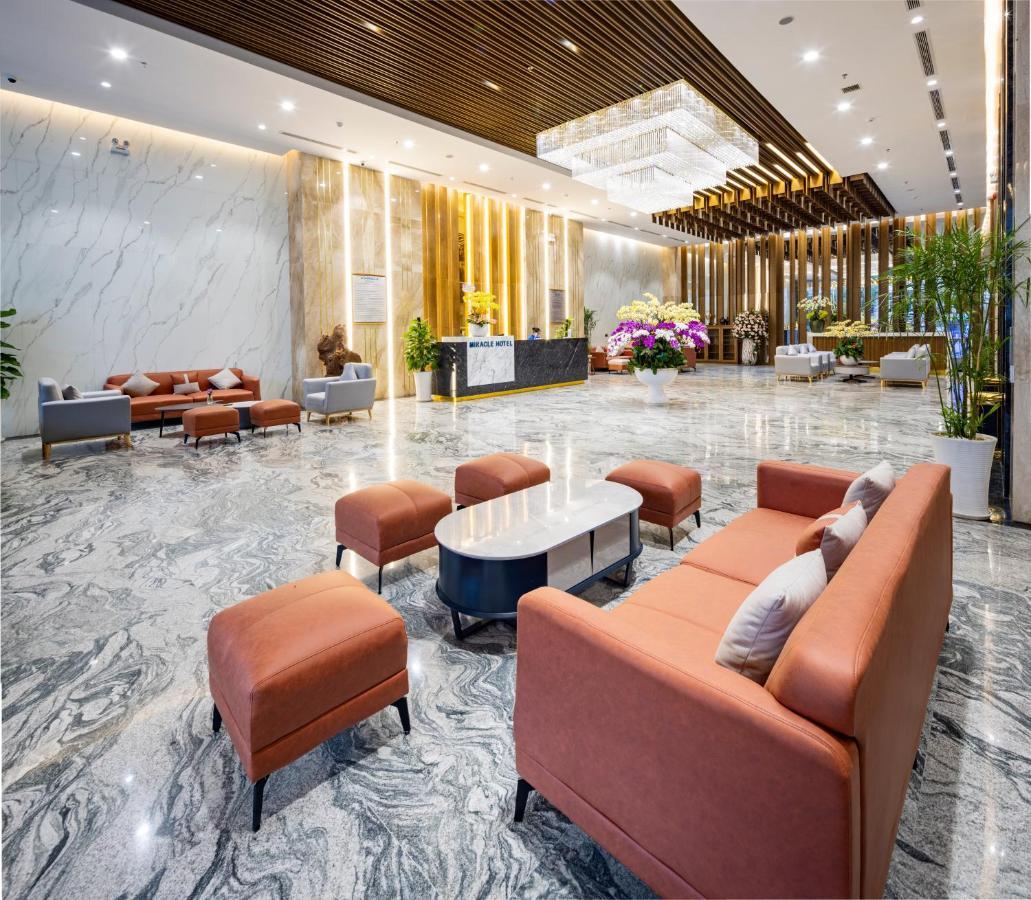 Miracle Luxury Nha Trang Hotel ภายนอก รูปภาพ